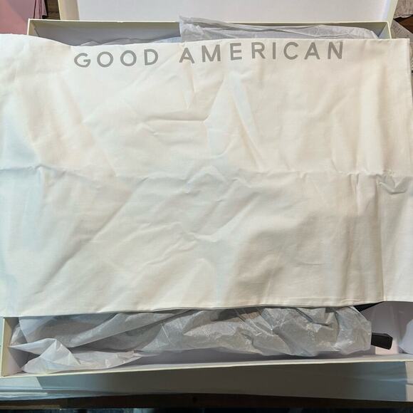 Good American Carla Over The Knee Boots Size 7 NWOT - Picture 16 of 16